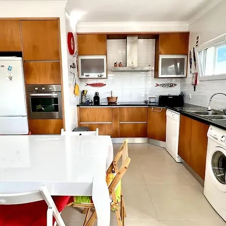 2palm House Peniche - *