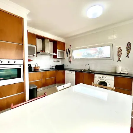 2 Palmhouse - Mar & Surf Holiday home *