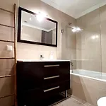 2 Palmhouse - Mar & Surf Holiday home *