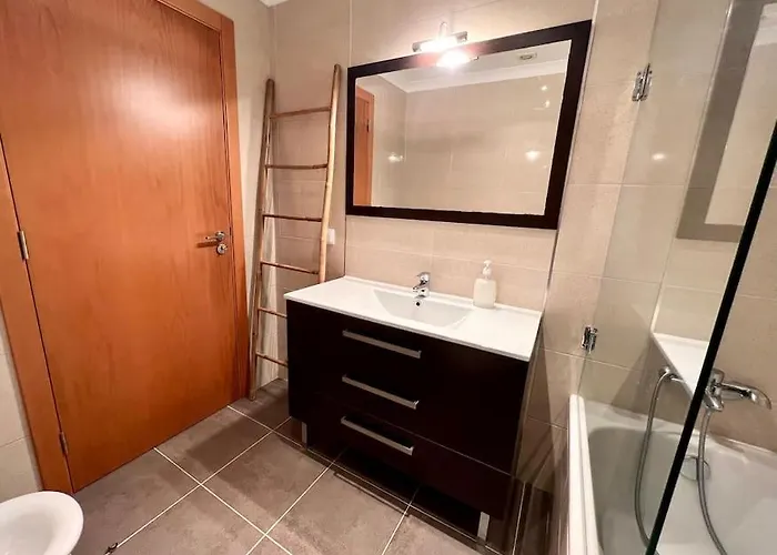 2palm House Peniche - *